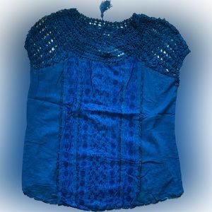 New vintage gauzy cotton top with embroidery and crochet granny crochet